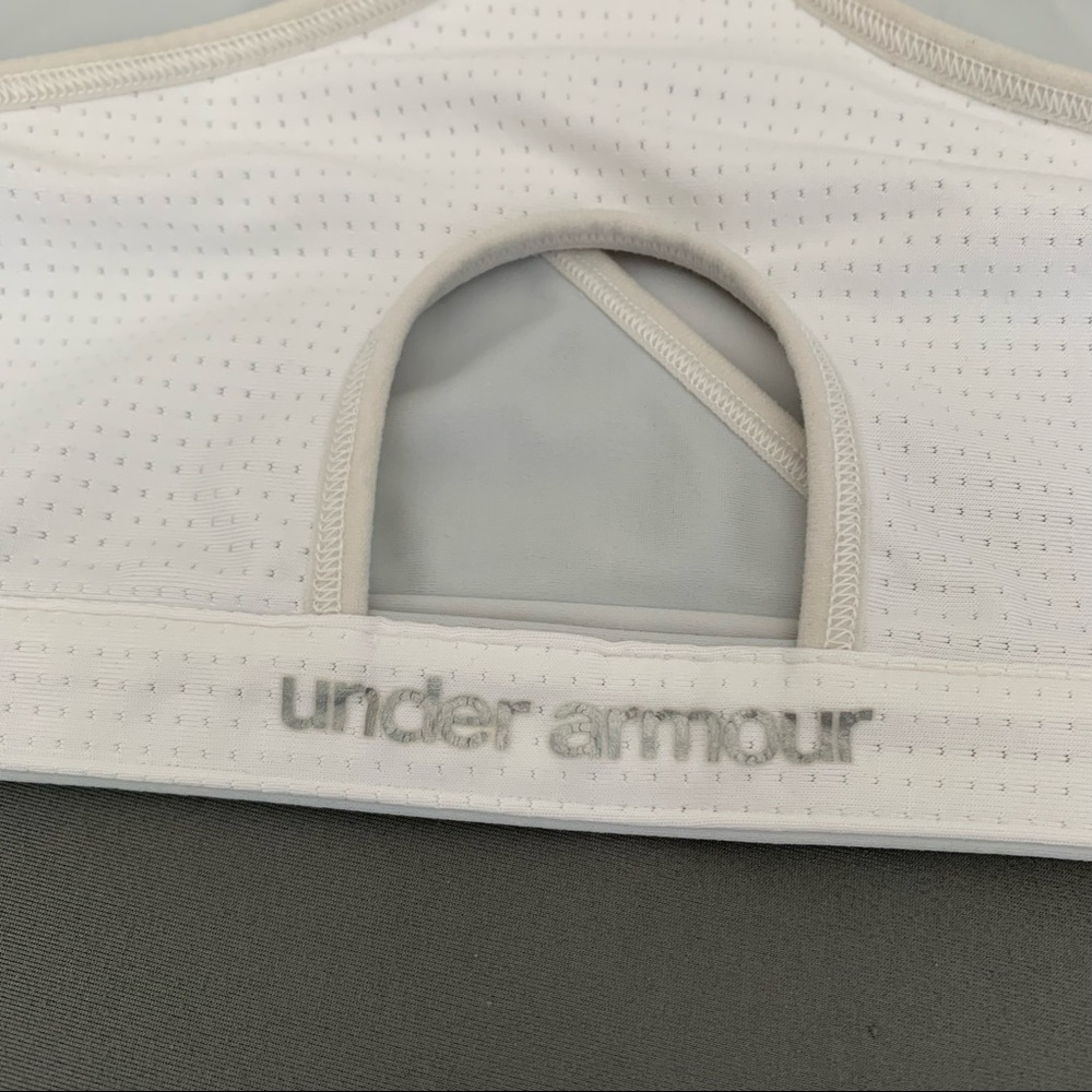 Under Armour Reversible Sports Bra - Picture 5 of 7